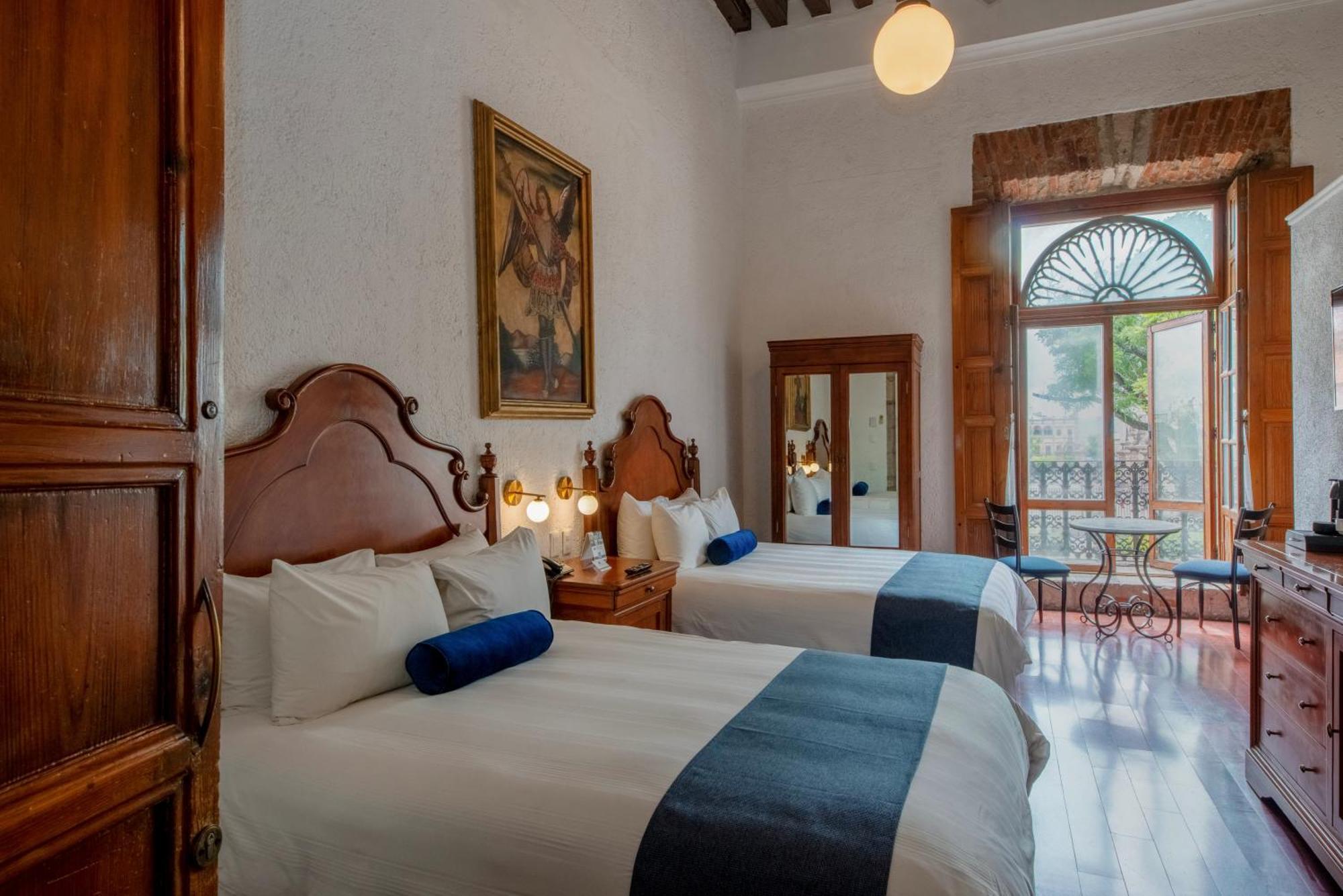 Hotel Los Juaninos モレリア エクステリア 写真