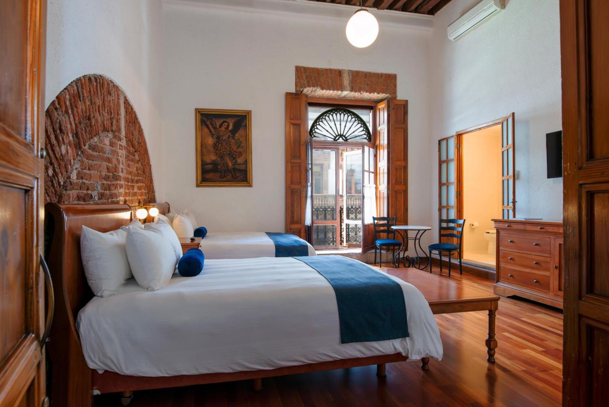 Hotel Los Juaninos モレリア エクステリア 写真